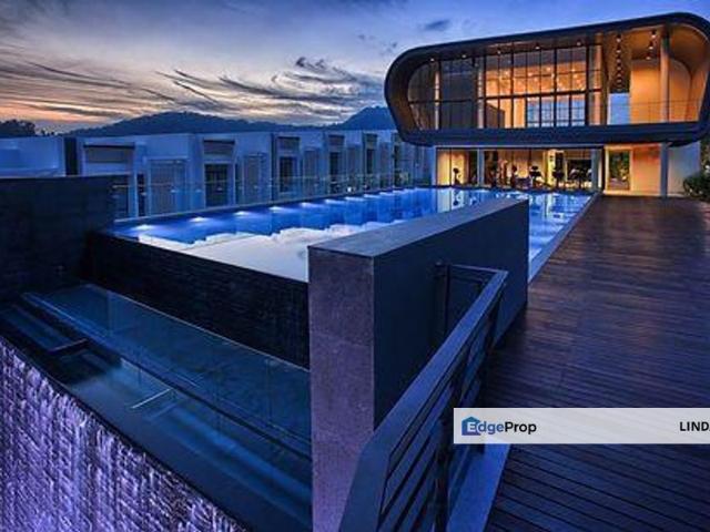 16 Quartz Melawati Condominium