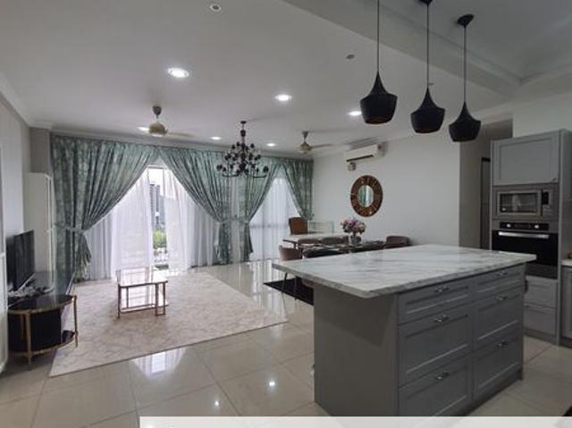 16 Quartz Melawati Condominium