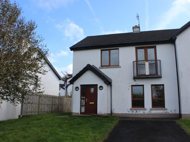 16 rann mór walk, crievesmith, letterkenny, co.donegal f92 k09v