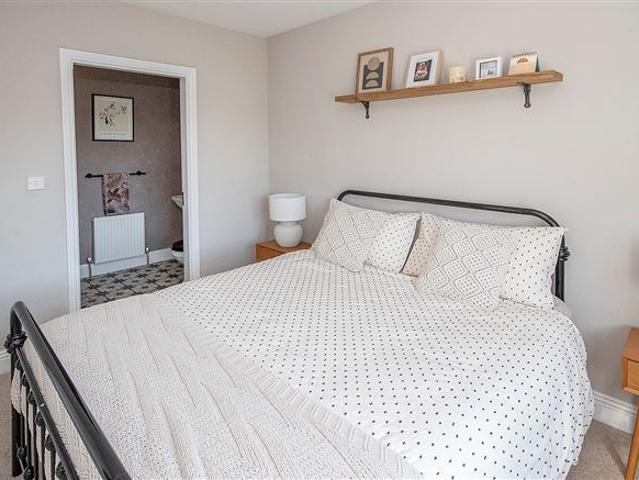 16 Riverlane, Knockateemore, Dungarvan, Waterford Denise Radley Auctioneers 4919 MyHome. Ie Residential