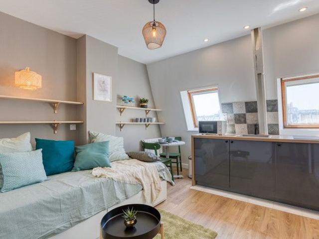 16 Rue Claude Rodier, 75009 Paris 09