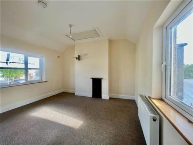 16 Saint Colemanss Terrace, Ennis Road, Gort, County Galway Farrell Auctioneers & Estate Agents LTD 4924 MyHome. Ie Residential