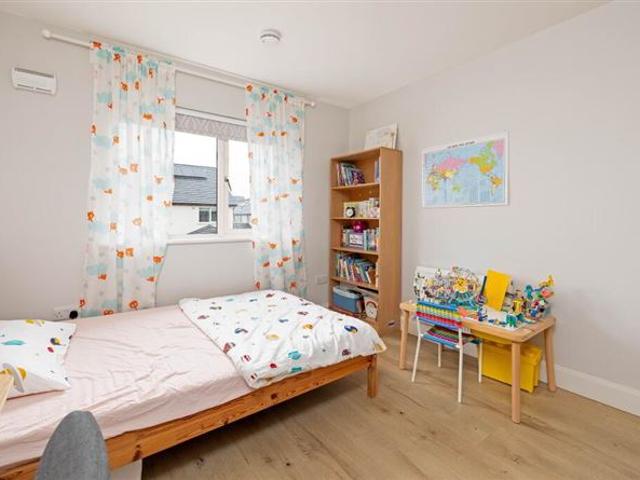 16 Saint Helen's Chase, Adamstown, Lucan, County Dublin McDonald Property 4925 MyHome. Ie Residential
