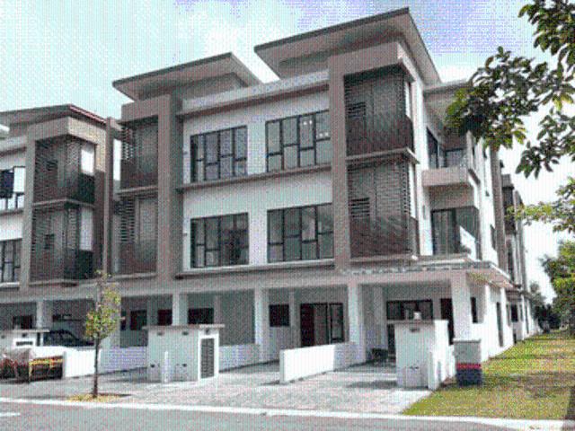 16 Sierra Puchong