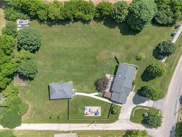 16 Sixth Concession Road, Burford, ON, N3R 0B8 Luxury House for sale | Listing ID 40821 | Royal LePage Carriage Trade Luxury Properties