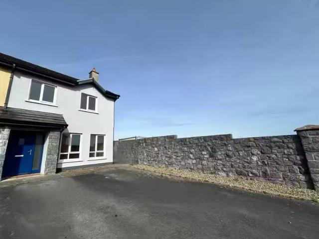 16 Sli An Fhearghais, Clarecastle, Co. Clare, V95NY9T is for s.