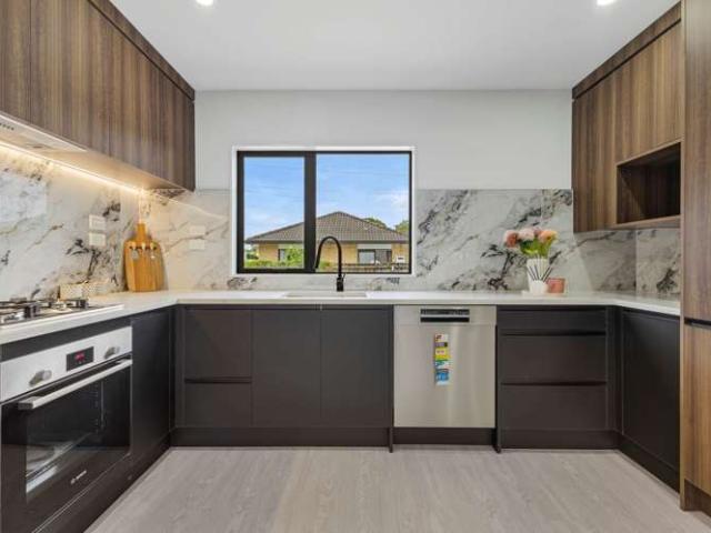 16C Huia Road, Papatoetoe, Manukau City