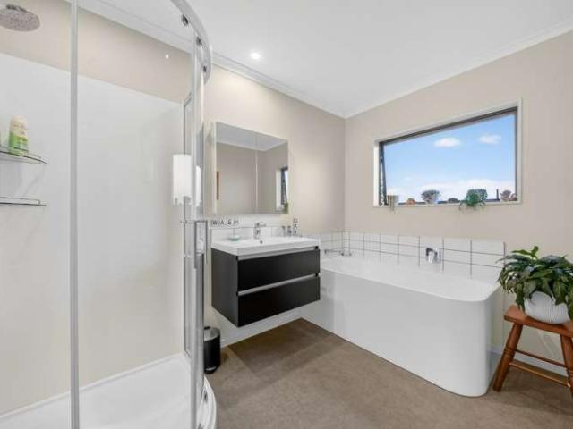 16c William Donald Drive, Masterton