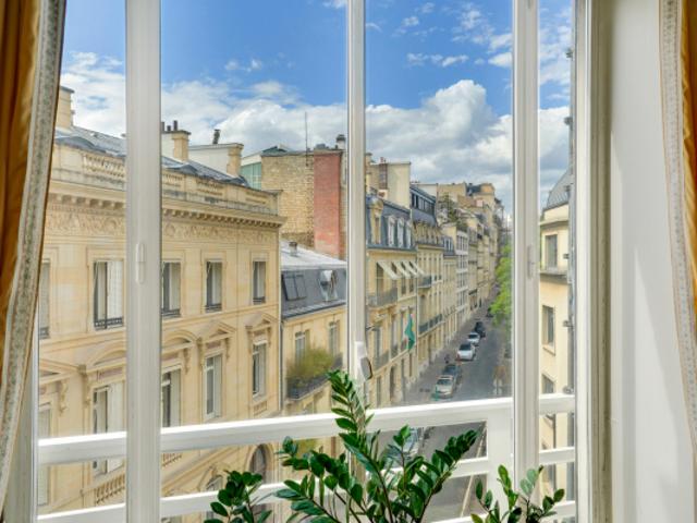 16eme Chaillot – appartement de réception au 4? étage, immeuble