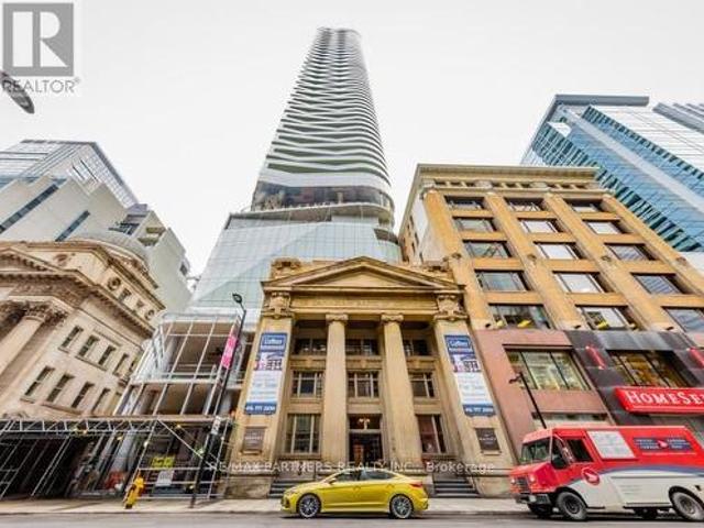 1704 Yonge Street, Toronto, ON, M5B 1M4 condo for sale | Listing ID C12020 | Royal LePage