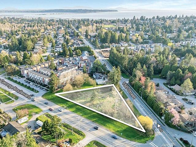 1704 160 Street Surrey, British Columbia