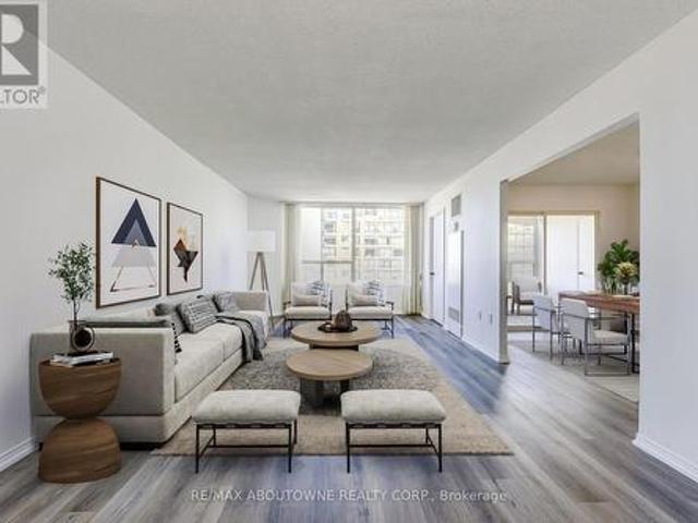 1705 1 Maple Crossing Boulevard, Burlington, ON, L7S 2J3 condo for sale | Listing ID W13207 | Royal LePage