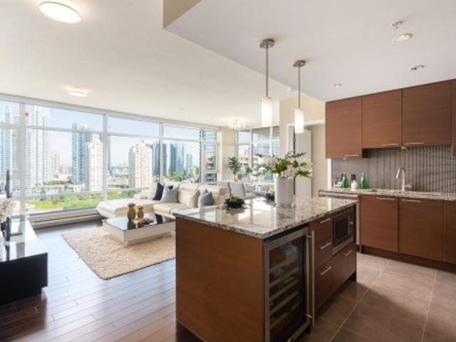 1705 6 Wilson Avenue, Burnaby, BC, V5H 0B2 Single Family Property For Sale | Listing ID R3140 | Royal LePage