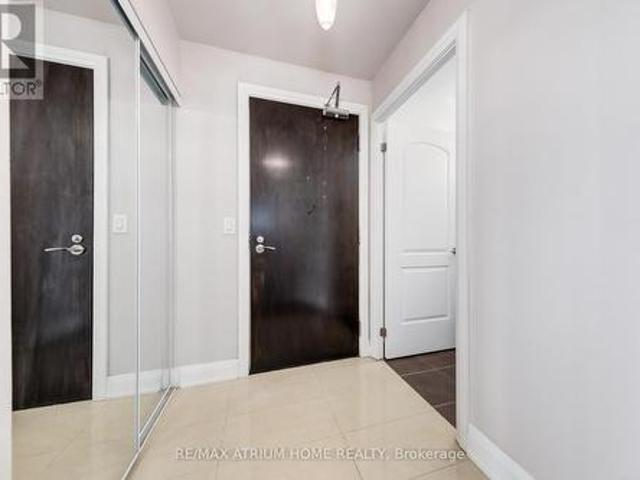 1707 20 North Park Road, Vaughan, ON, L4J 0G7 condo for sale | Listing ID N12299 | Royal LePage