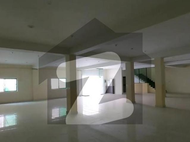 17000 Square Feet Office Use For Rent With 100 Cars Parking Space Mall Road