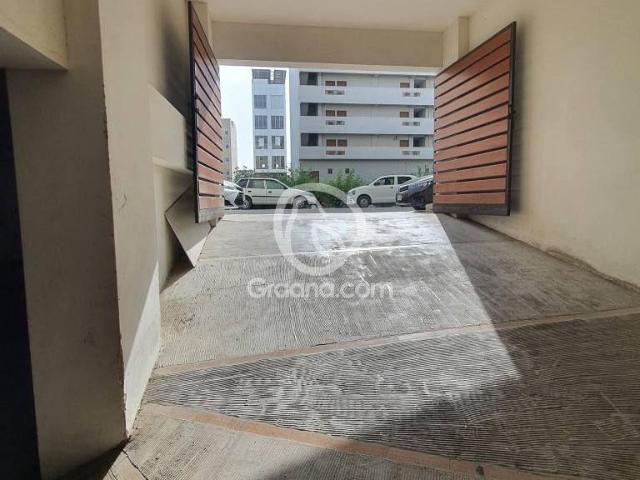 1700 Ft² Flat for Rent