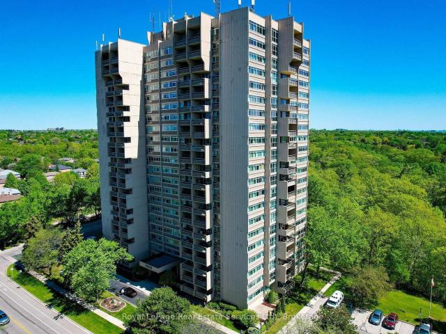 1702 1 White Oaks Boulevard, Oakville | 2Beds/2Bath, Condo, $525,000 | Condos. Ca