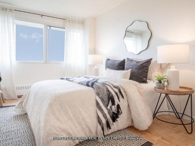 1702 715 Don Mills Road
