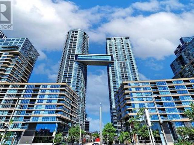1703 21 Iceboat Terrace, Toronto, ON, M5V 4A5 condo for sale | Listing ID C12009 | Royal LePage