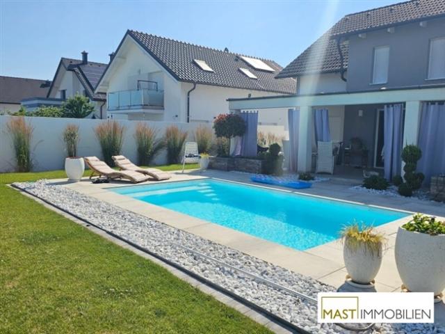 170 m2 Wohnfläche! Garten, Pool, Garage und Vieles mehr! Erfüllen Sie sich Ihren Traum vom Eigenheim!