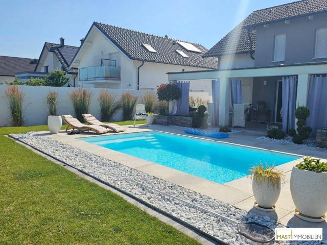 170 m2 Wohnfläche! Garten, Pool, Garage und Vieles mehr! Erfüllen Sie sich Ihren Traum vom Eigenheim!