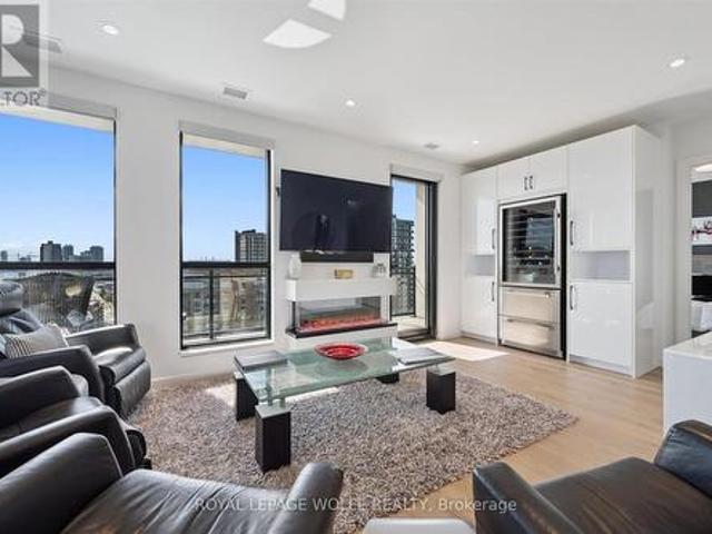 1714 King Street S, Waterloo, ON, N2J 0E7 condo for sale | Listing ID X13077 | Royal LePage