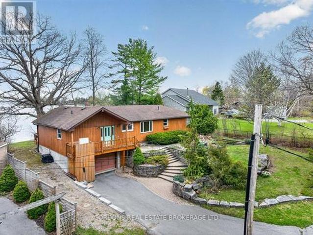 1717 Bay Road, Kingston. East Incl Cfb Kingston, ON, K7L 4V1 house for sale | Listing ID X13126 | Royal LePage