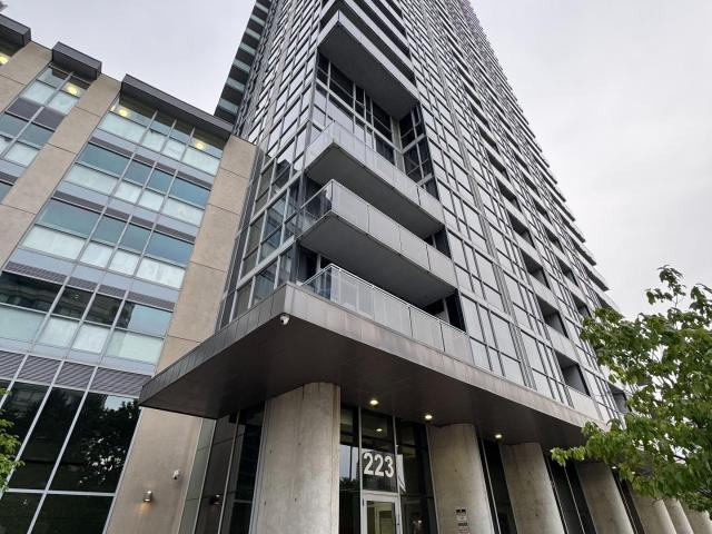 1710 Webb Drive, Mississauga | 1+1Beds/2Bath, Condo, $2,450/mo | Condos. Ca