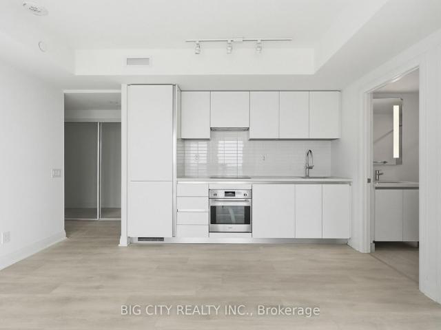 1710 25 Frederick Todd Way