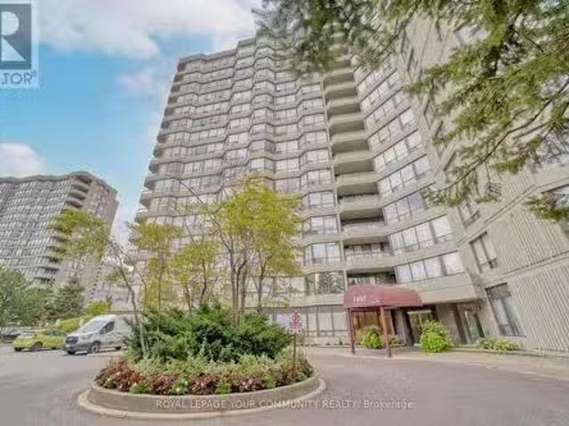 1710 7460 Bathurst Street, Vaughan, ON, L4J 7K9 condo for.