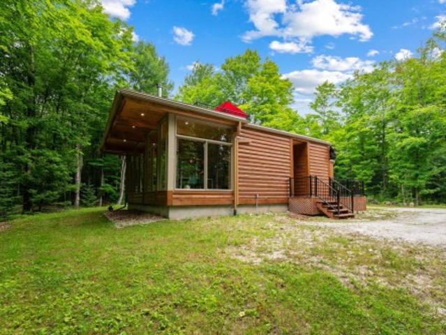 171 Ch. Du Retour Aux Sources, Amherst, QC, J0T 2L0 house for sale | Listing ID 18940 | Royal LePage