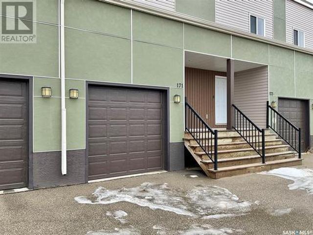 171 Chateau Crescent, Pilot Butte, SK, S0G 3Z0 condo for sal.