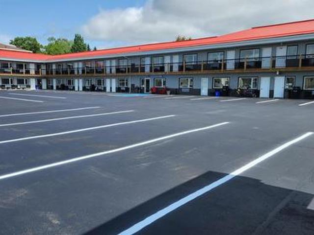 171 Mission Rd, Wawa, ON, P0S 1K0 commercial for sale | Listing ID SM261886 | Royal LePage