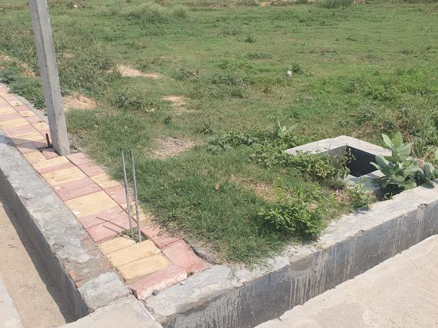 171 Sq.Yd. Plot in Wave City Ghaziabad Listing ID: #9620