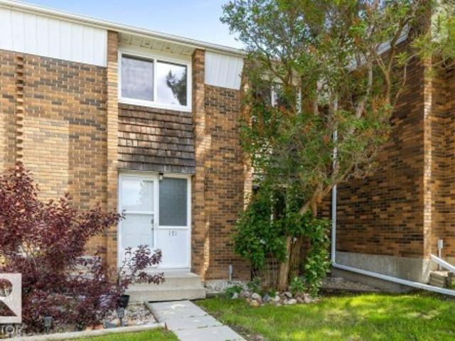 171 Ridgewood, St. Albert, AB, T8N 0E9 townhouse for sale | Listing ID E4494 | Royal LePage