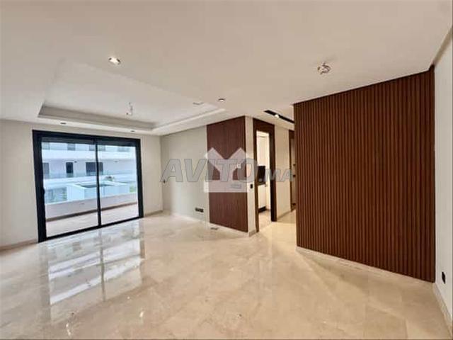 172595 Appt à louer à 15500DH à Casablanca Finance