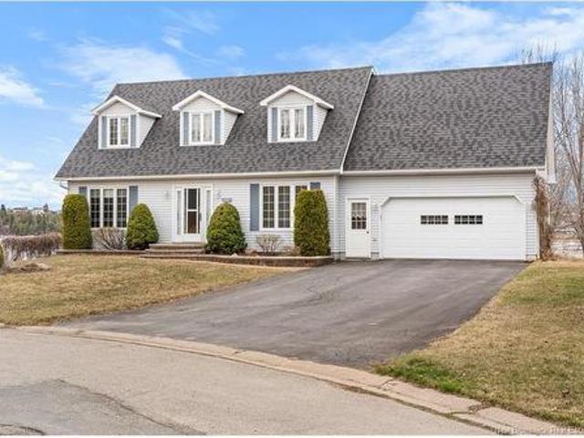 1725 Gowan Brae, Bathurst, NB, E2A 4X5 house for sale | Listing ID NB138817 | Royal LePage