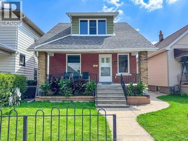 1720 Marentette Avenue, Windsor, ON, N8X 4E6 house for sale | Listing ID 26020 | Royal LePage