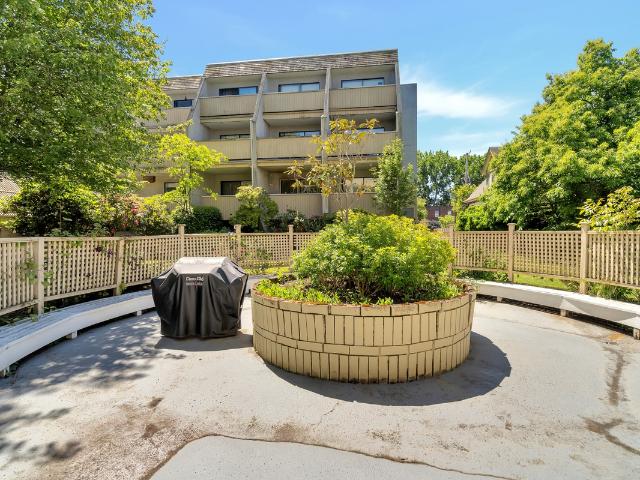 1720 Cook St & 1035 N Park 1 Bedroom Apartment for Rent at 1720 Cook St, Victoria, BC V8T 3P3 North Park