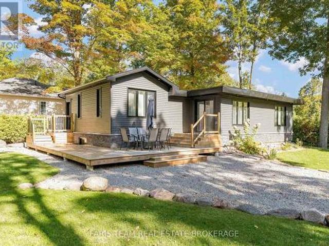 1720 Tay Point Road, Penetanguishene, ON, L9M 1X7 house for sale | Listing ID S13552 | Royal LePage
