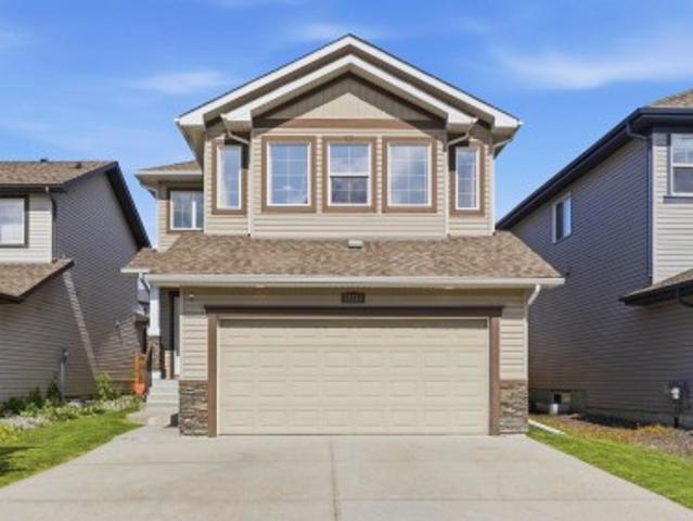 1721 Street Nw, Edmonton, AB, T5Z 0H6 house for sale | Listing ID E4498 | Royal LePage