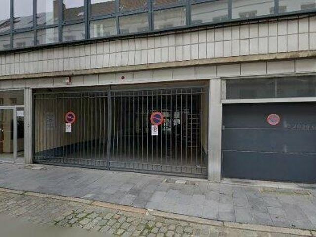 172 m2 apartment for rent in Stad Antwerp