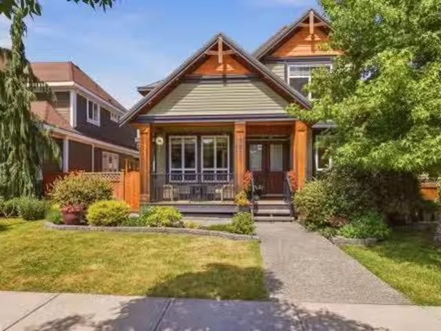17351 3A Avenue, Surrey, BC, V3Z 2N7 house for sale Listing.