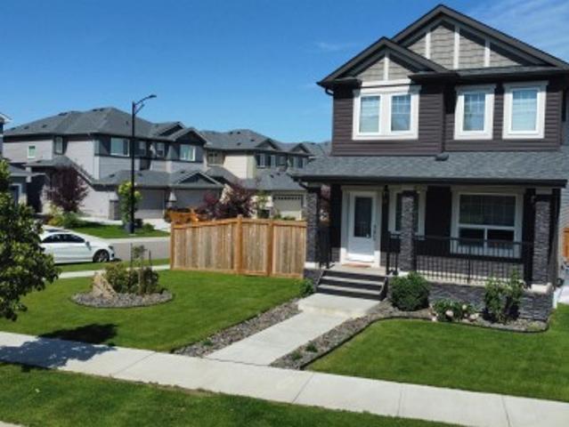 1735 Street Nw, Edmonton, AB, T5Y 3W1 house for sale | Listing ID E4499 | Royal LePage