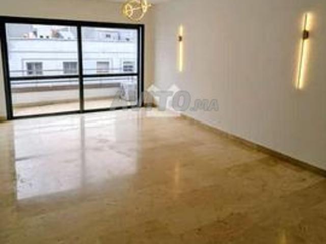 173611 Appt à louer à 8500DH à Maarif Extension