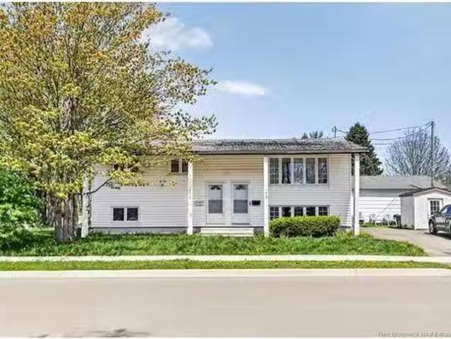 173 175 Lorne St, Moncton, NB, E1C 3W2 house for sale Listi.