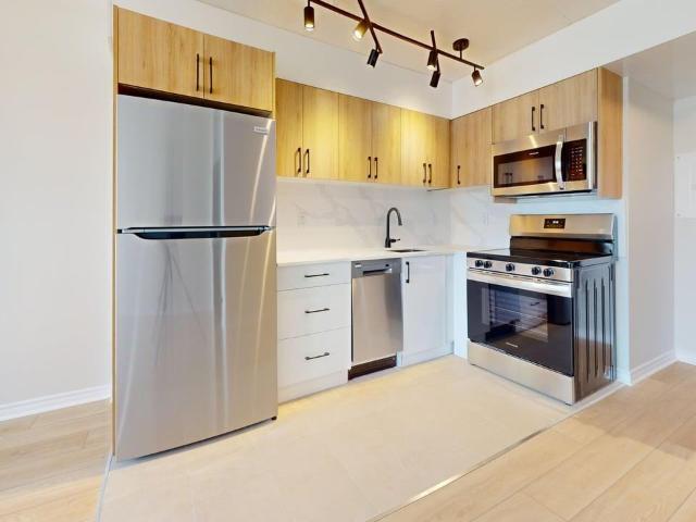173 Cooper 1 Bedroom Apartment for Rent at 173 Cooper St, Ottawa, ON K2P 0E9 Centretown