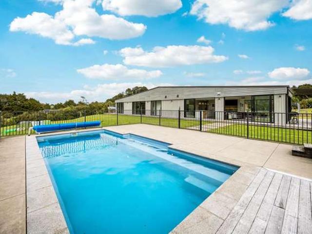 1/73 Te Taruna Drive, Milldale, Rodney
