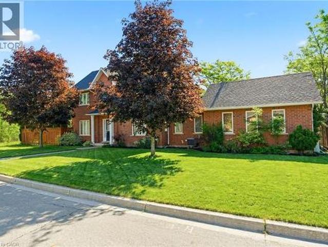 1745 Creek Way Unit# 7, Burlington, ON, L7L 7E1 townhouse for sale | Listing ID 40842 | Royal LePage