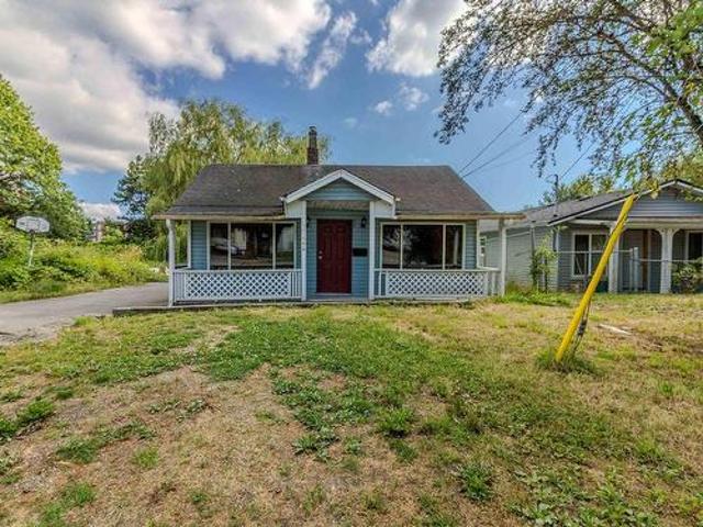 1746 Avenue, Surrey, BC, V3S 1L2 house for sale | Listing ID R2909 | Royal LePage